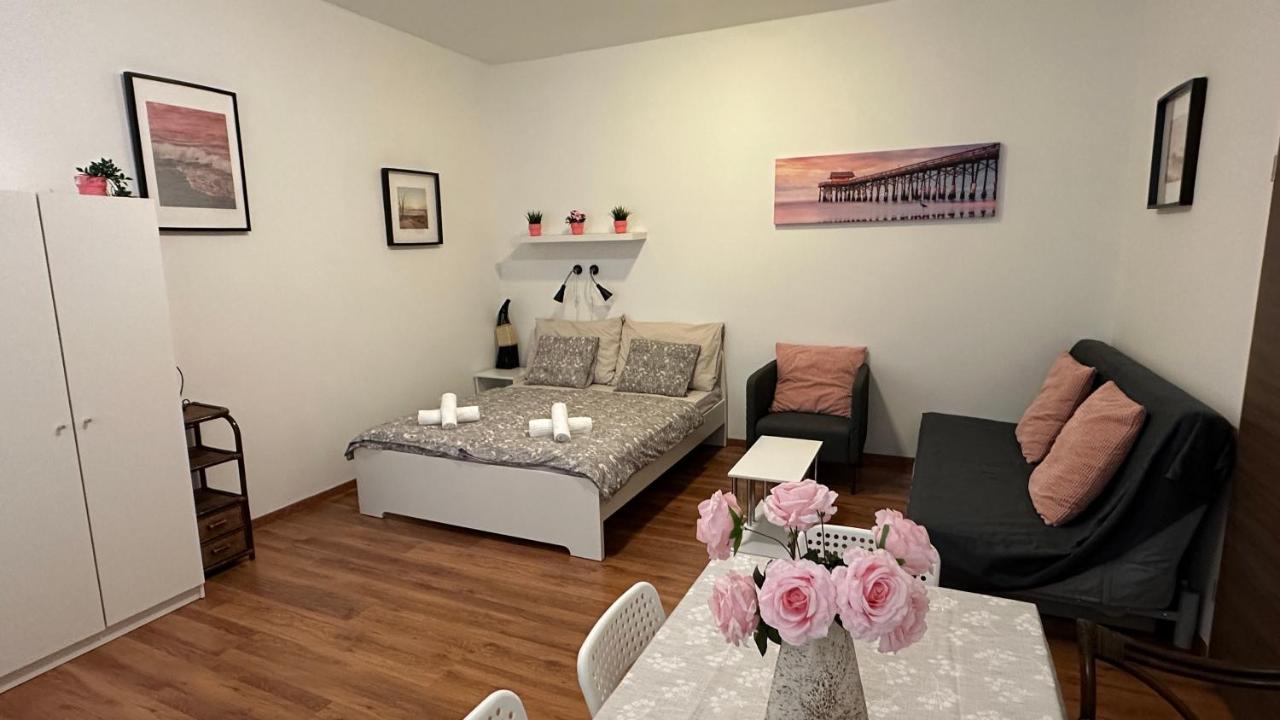 Apartment Juan Boedapest Buitenkant foto